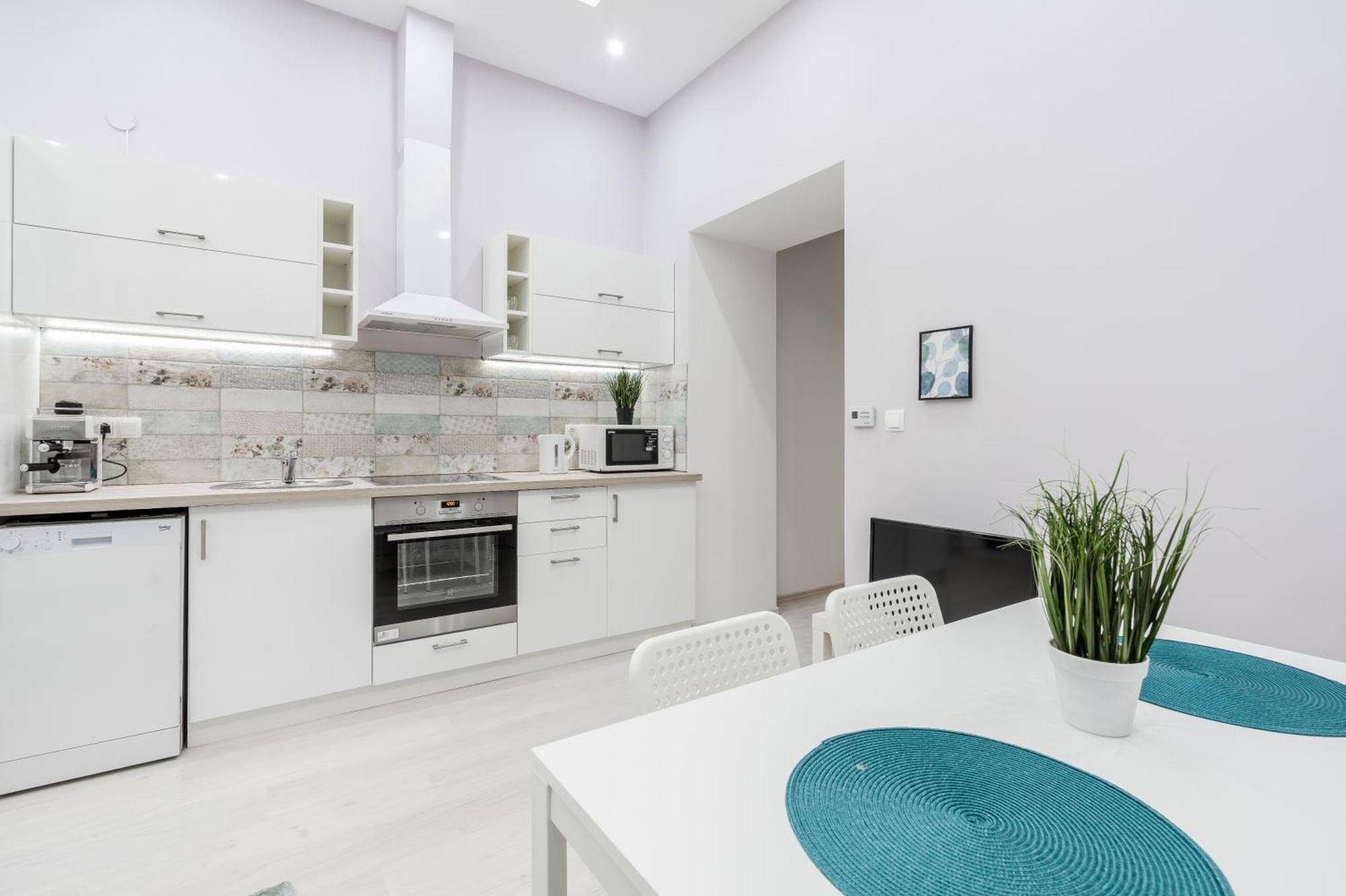 Cozy 2 Bedroom 2 Bathroom Apartment In The City Centre ブダペスト エクステリア 写真