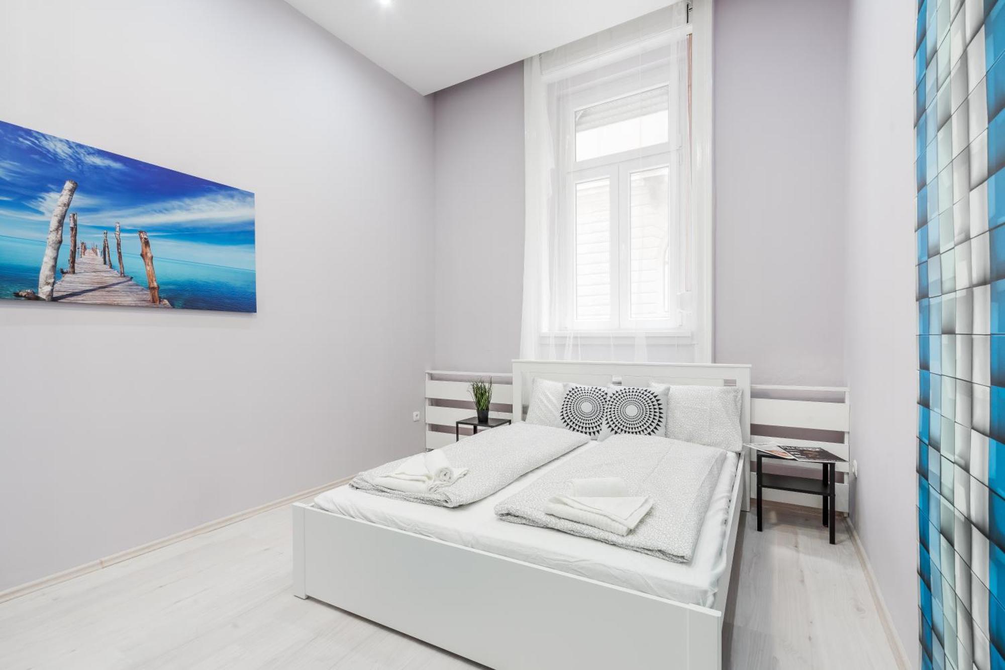 Cozy 2 Bedroom 2 Bathroom Apartment In The City Centre ブダペスト エクステリア 写真